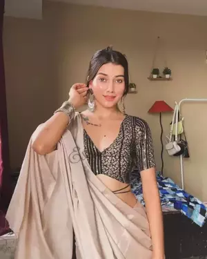 Call Girls In Naraina💘((9911191017))💘(DELHI) Escorts ...