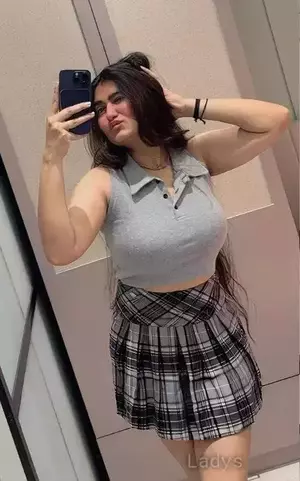 Call Girls in Moti Bagh Delhi ₰≛9911191017≛₰ EscorTs ...