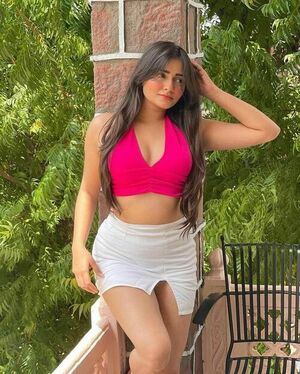 Call Girls In Mayur Vihar Phase 1 9711800081 Delhi ⇆ NCR