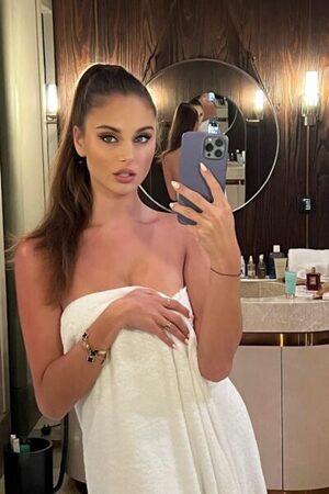 call girls in anand vihar metro ✨🏢 ₰9999088516 ✨दिल्ली में उपलब्ध  Escorts Service Delhi