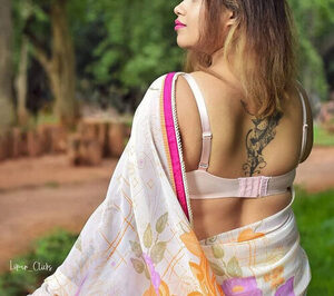 Call Girls In Sarai Rohilla(DELHI)) ８８２６１５８８８５ Escort Service