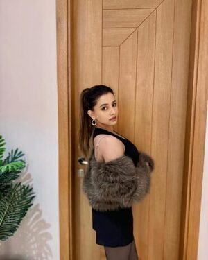  +919319099832 Call Girls In Saket  Delhi Escorts ...