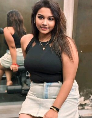 Mukherjee Nagar Escorts Service & 9818667137 Call Girls With Home Delivery 24/7