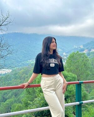 Call Girls in Greater Kailash   Genuine Services 8130994956