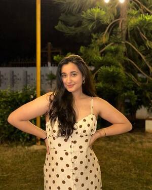 Call Girls In Dwarka Sector-10 9711014705 Escort Service