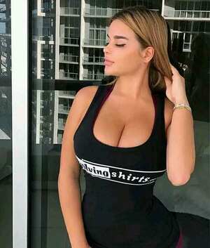 Escorts Service Noida (9599632723) Call Girls