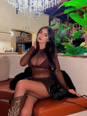 Girls In Goa  Arpora Beach ↬₰₰ 9319099832 ♪♪↬ North Goa Escorts Service (cheap rate )