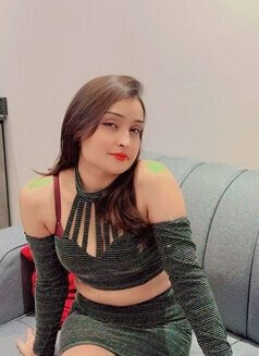 Call Girls in Sarita Vihar—>(( 𝟵𝟲𝟰𝟯𝟵𝟬𝟬𝟬𝟭𝟴 ))—>Delhi NCR