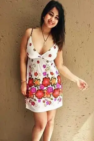 (₯) Call Girls In Sainik Farm (( 9999°273763)) Escort Service Delhi 