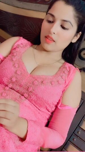 Call Girls In Vikaspuri Hot & Sexy | +91⧼9958╰62╯6694⧽| Premium Russian Escorts Service