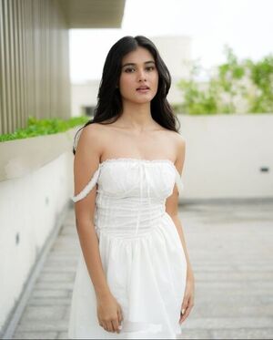 Call Girls In South Extension Part 1 9711800081 Escort Service