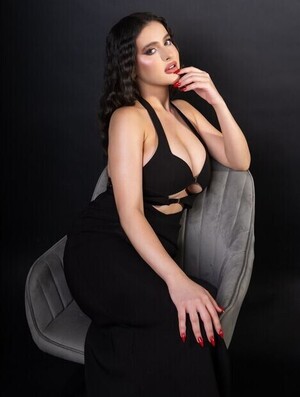 Best C𝘢𝘭𝘭 Girls In Gulabi Bagh 9990226658 Delhi NCR