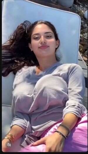 Escorts Service In Lajpat Nagar ✤ ✦[]░99░58░62░66░94░!!✥