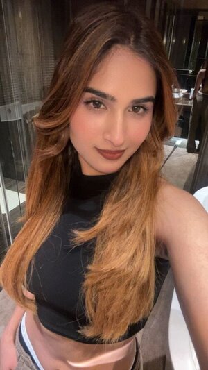 9319099832 No.1 Call Girls in Delhi ❤️ ₹9999 Delhi Call Girl Cash