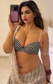 Call Girls In (Tilak nagar) →70421\[04524" Delhi꧁Escort Services