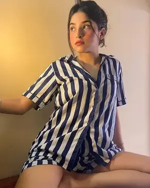 Call girls Jasola 9643097474 escorts service delhi ncr