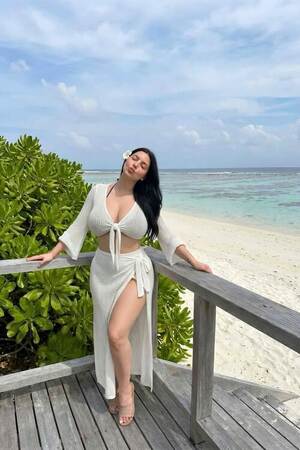 Park Lane Hotel Escorts | 03287252900 | Lahore Escorts Near Park Lane Lahore