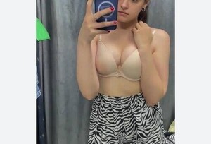 Call Girls In Laxmi Nagar Metro 9599713271 Sh0rt 2000 ...