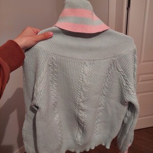 свитер новый