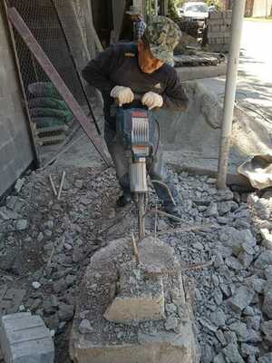 Демонтаж бетона и кирпича Алматы