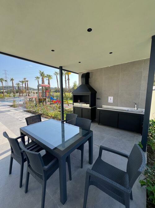 Алания, Турция: готовые к проживанию квартиры в ЖК с бассейном.