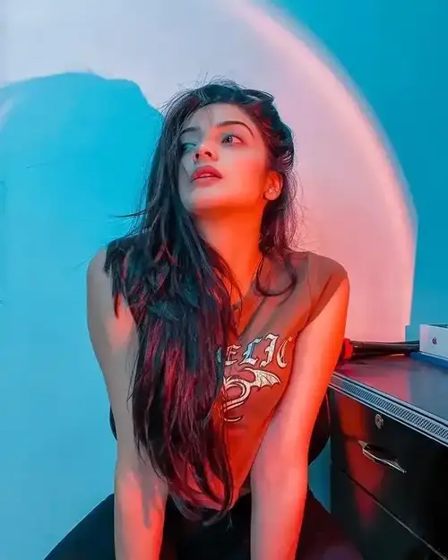 +91 7289909544 Girls from Mukherjee Nagar, Delhi Or WhatsApp