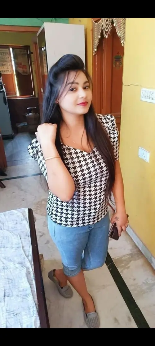 Call Girls Near Park Plaza Shahdara ↗️9958↓62↓6694↖️
