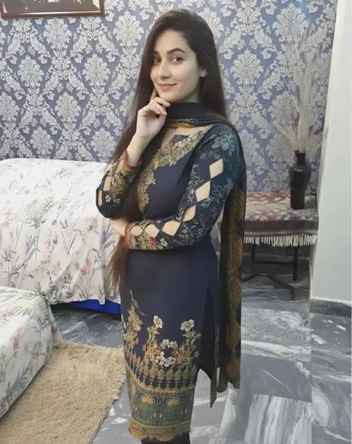 Escorts Service In Kashmere Gate ↗️9958↓62↓6694↖️